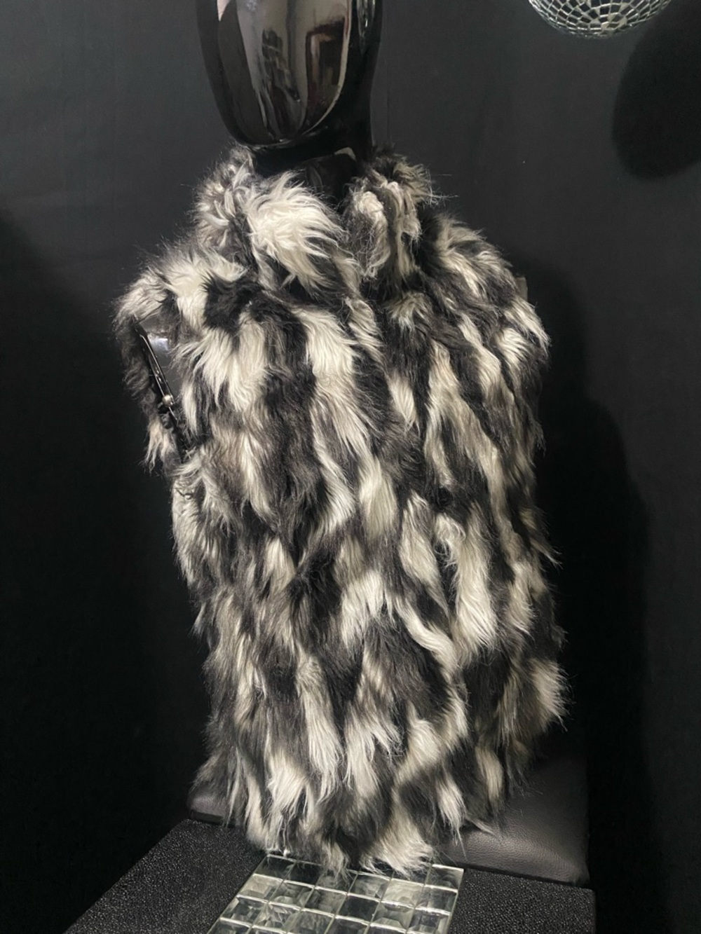 Marc New York Black and White Faux Fur Vest - Picture 7 of 15